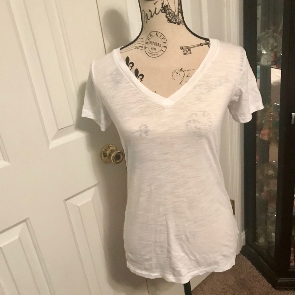 White Plain Soft V-Neck Short Sleeve Tee Sz M